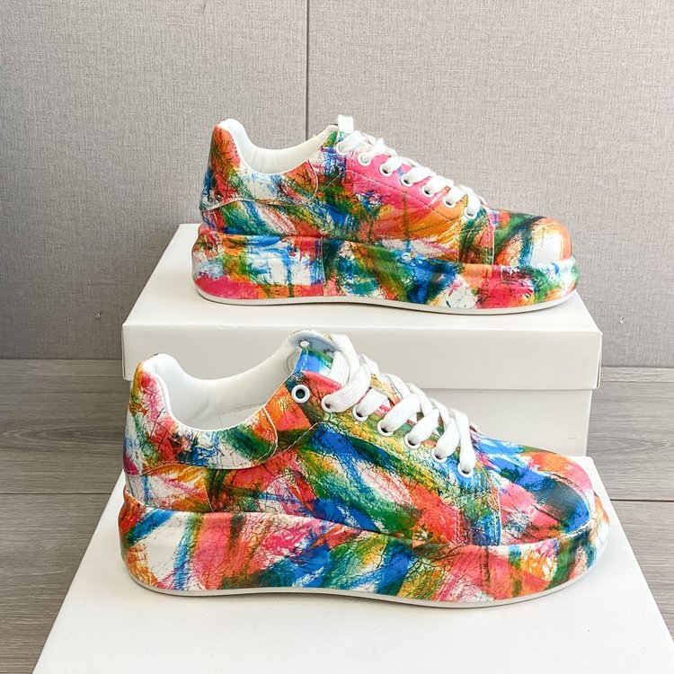 Graffiti Sneakers Plus Size Casual Sneakers 6 Graffiti Sneakers Plus Size Casual Sneakers