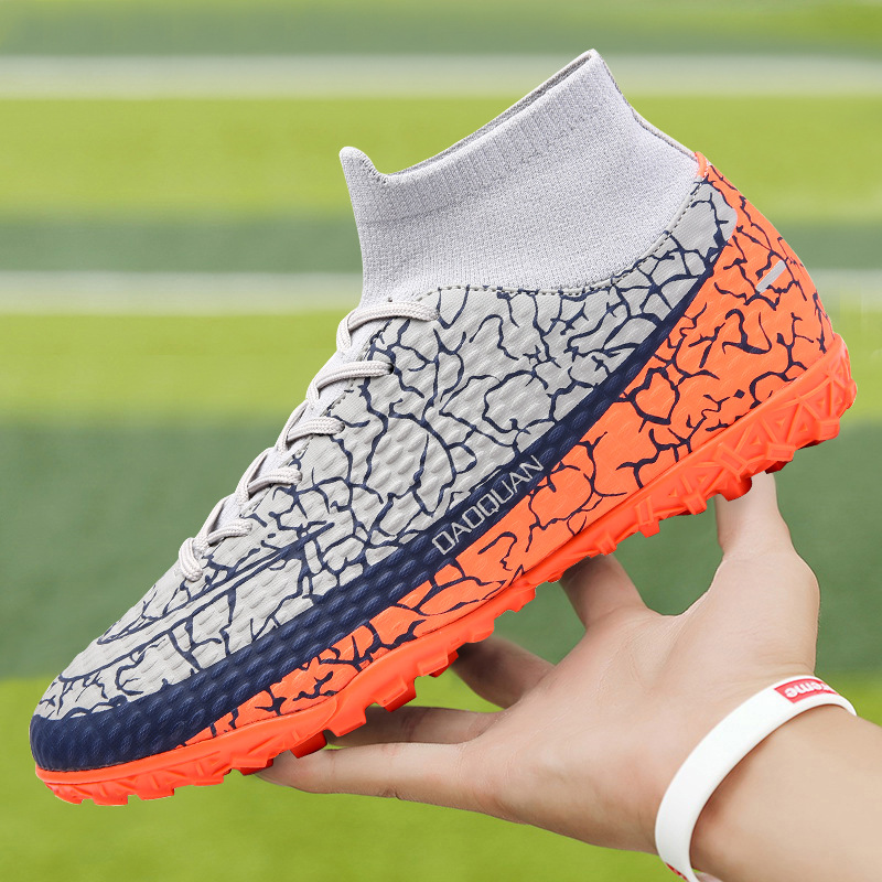 Soccer Men's High Top Youth Student Training Shoes 10 Soccer Men's High Top Youth Student Training Shoes