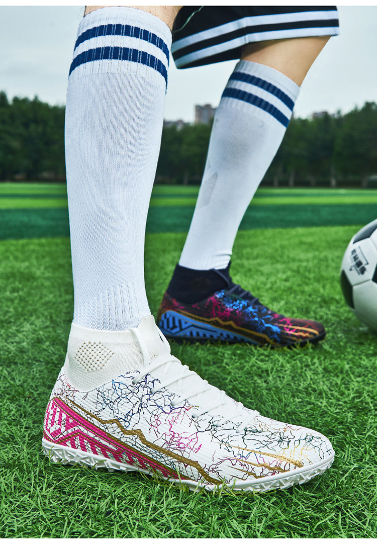 High-top Youth Spike Turf Soccer Shoes 19 High-top Youth Spike Turf Soccer Shoes