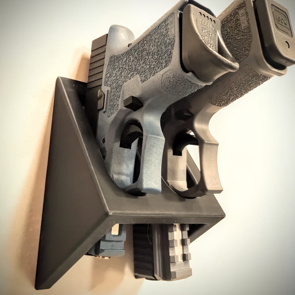 Fashionable And Individual Punk-style Pistol Stand 16 Fashionable And Individual Punk-style Pistol Stand