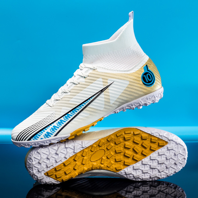 Soccer Spikes Shoes 22 Soccer Spikes Shoes