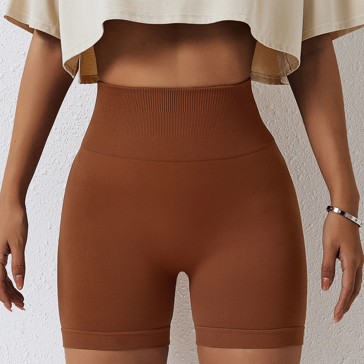 Seamless Yoga Shorts In Europe And The United States With High Hips And Waist 37 Seamless Yoga Shorts In Europe And The United States With High Hips And Waist
