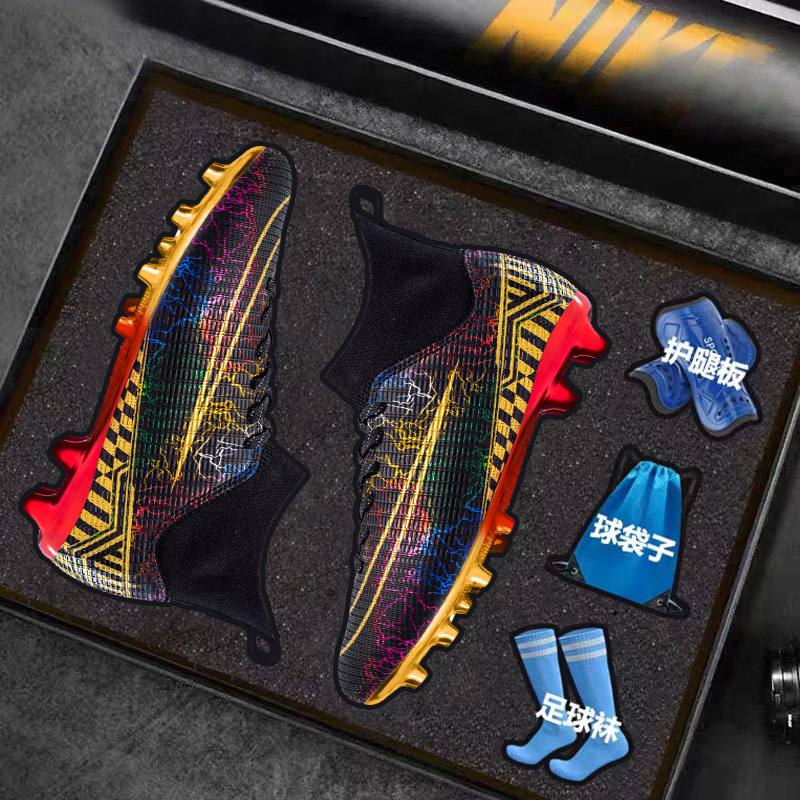 High-top Soccer Shoes Gold Plated Bottom Training Shoes Middle School Student Artificial Grass Sneaker Male 18 High-top Soccer Shoes Gold Plated Bottom Training Shoes Middle School Student Artificial Grass Sneaker Male