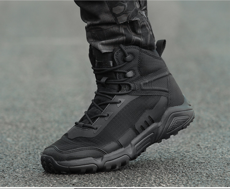 American Ultralight Mid Tube Combat Boots 42 American Ultralight Mid Tube Combat Boots