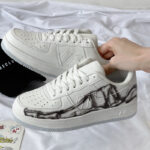 Graffiti Niche Sneakers Breathable Trendy Student Casual Sneakers - Image 4