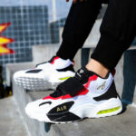 Middle cut basketball shoes - Image 4