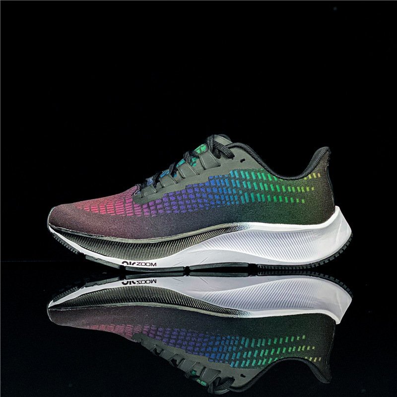 Marathon Net Surface Pure And Poisonous Running Shoes 2 Marathon Net Surface Pure And Poisonous Running Shoes - Image 2