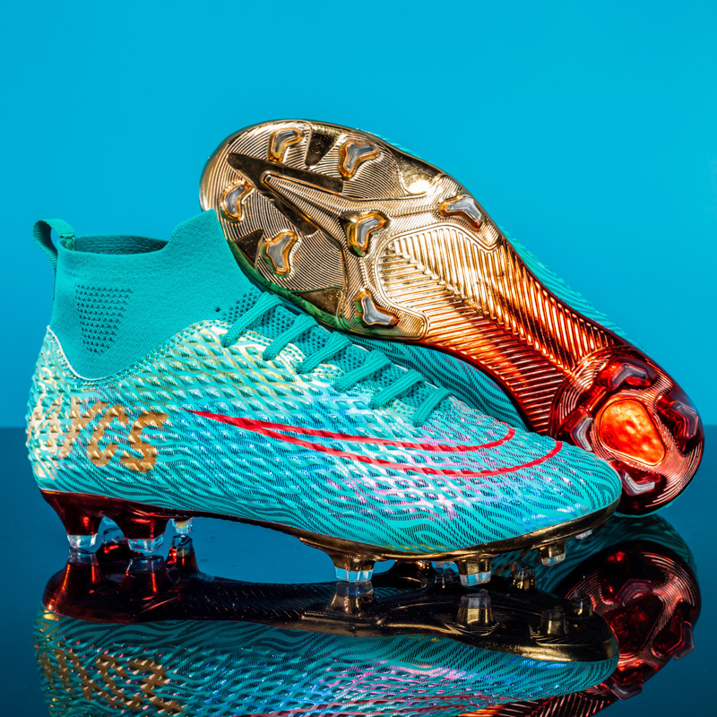 High-Top Performance Soccer Boots Gold-Plated – Elite Turf & Grass Trainers