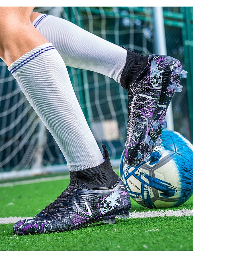 Long-Stud & Short-Stud Outdoor Soccer Shoes – Sizes 35–45 39 Long-Stud & Short-Stud Outdoor Soccer Shoes – Sizes 35–45
