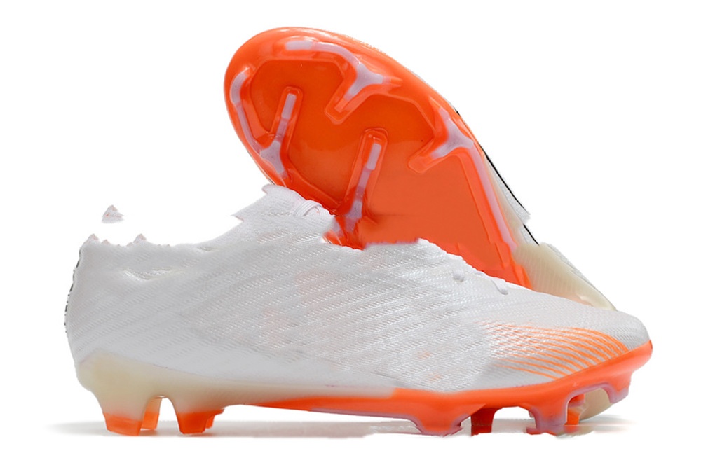 Men’s FG Soccer Cleats – Knitted Upper, Sizes 39–45