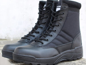 Hiking Shoes & Boots for Outdoor Adventures: How to Choose the Right Footwear 11 Outdoor Hiking Shoes Rugged Terrain Boots