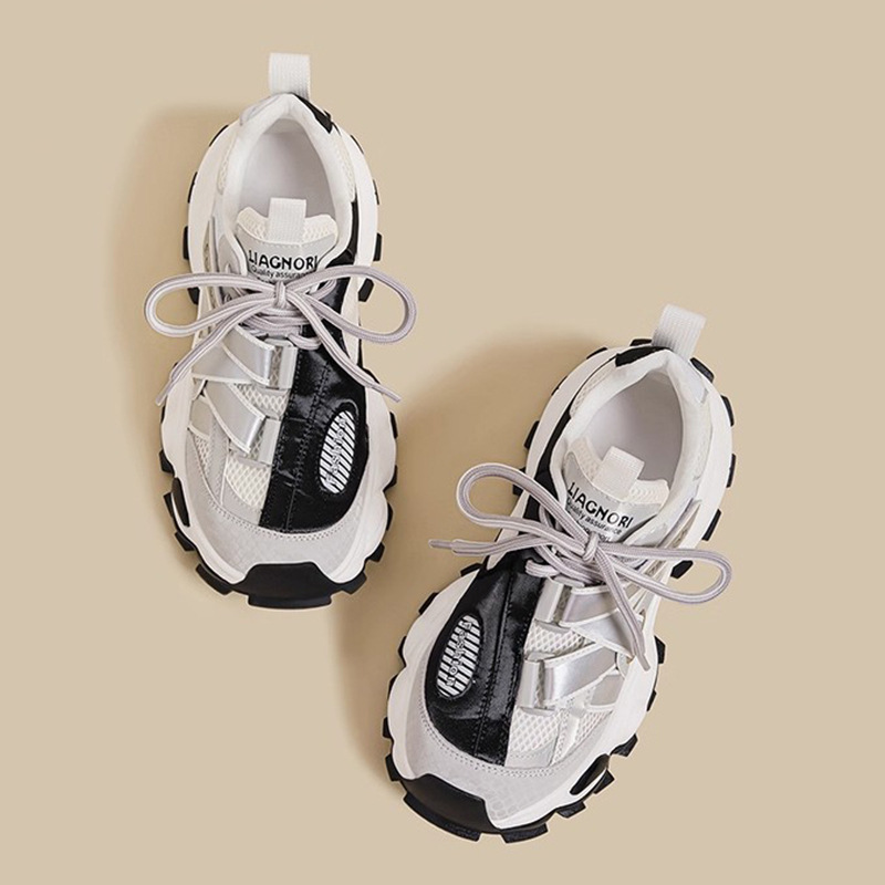 Girls running shoes color option