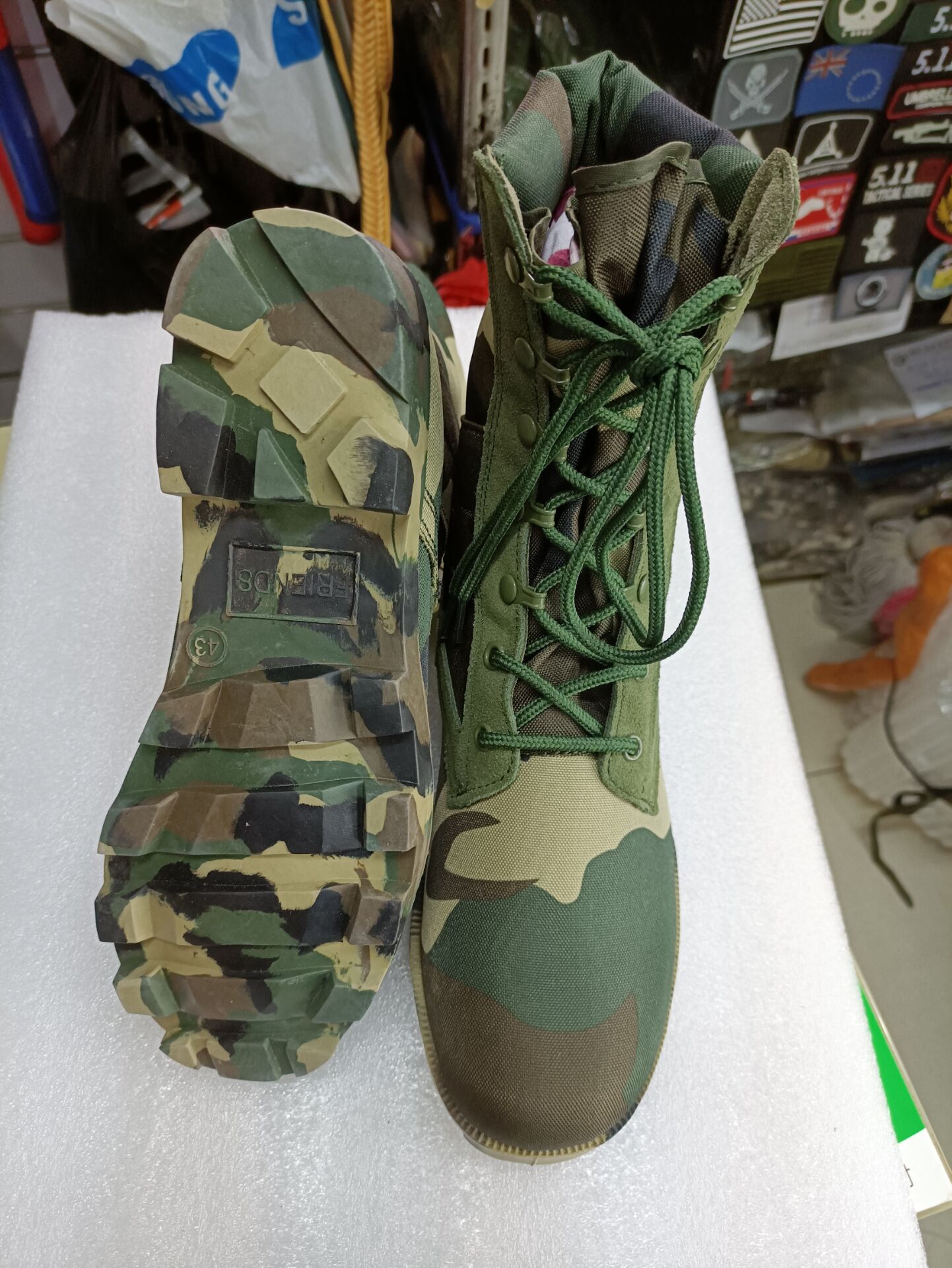 Outdoor military boots men's combat boots
